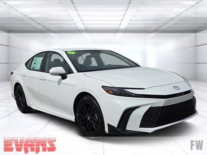 New 2025 Toyota Camry SE
