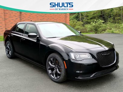 New 2023 Chrysler 300 Touring w/ Sport Appearance Package