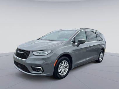 Used 2022 Chrysler Pacifica Touring-L