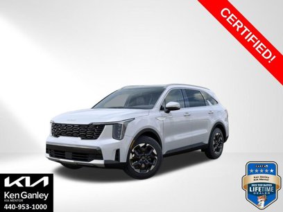 Certified 2025 Kia Sorento S w/ Panoramic Sunroof Package