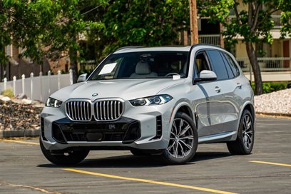 Used 2025 BMW X5 xDrive40i w/ M Sport Package