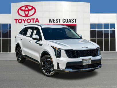 Used 2025 Kia Sorento S