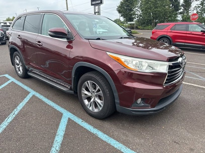 Used 2014 Toyota Highlander LE