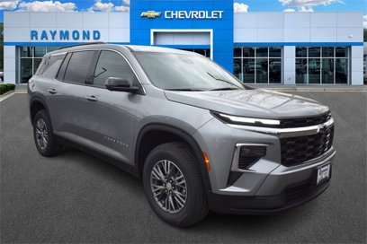New 2025 Chevrolet Traverse LT w/ Driver Confidence Package
