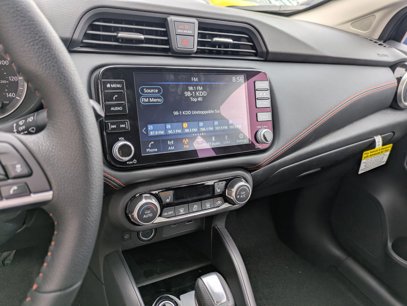 New 2025 Nissan Versa SR w/ Trunk Package