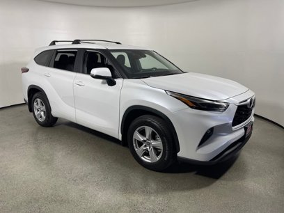 New 2025 Toyota Highlander LE
