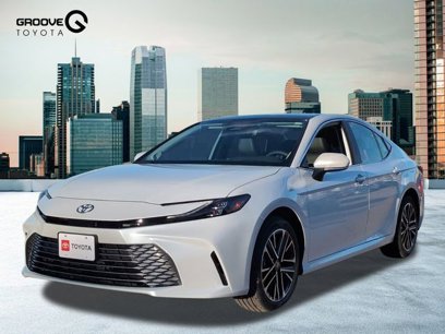 New 2025 Toyota Camry XLE w/ Premium Package