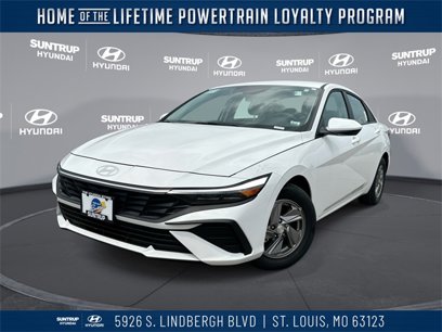 Certified 2025 Hyundai Elantra SE w/ Cargo Package