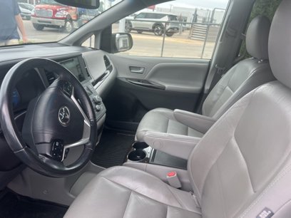 Used 2017 Toyota Sienna XLE Premium