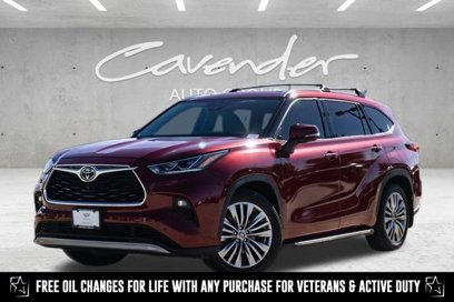 Used 2022 Toyota Highlander Platinum