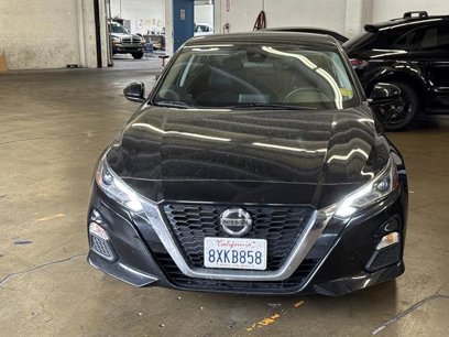Used 2021 Nissan Altima 2.5 SV
