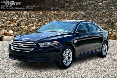 Used 2018 Ford Taurus SE