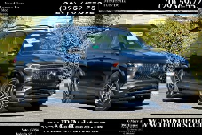New 2024 Mercedes-Benz EQB 300 4MATIC