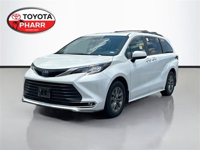 Used 2023 Toyota Sienna XLE