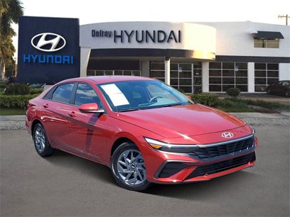 Certified 2024 Hyundai Elantra Blue
