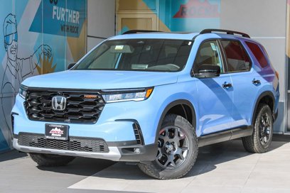 New 2025 Honda Pilot TrailSport