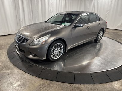 Used 2011 INFINITI G37 x w/ Premium Pkg