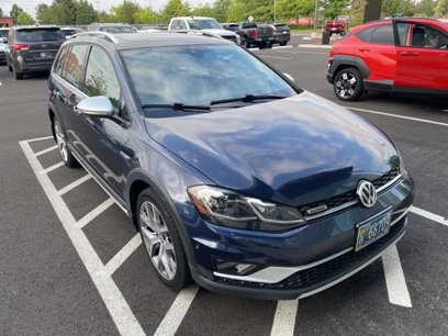 Used 2019 Volkswagen Golf Alltrack SE