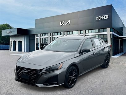 Used 2023 Nissan Altima 2.5 SR