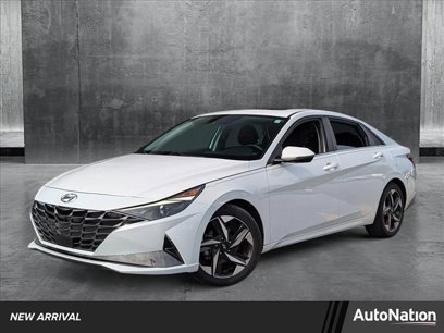 Certified 2021 Hyundai Elantra SEL w/ Convenience + Premium Package