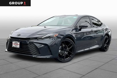 New 2025 Toyota Camry LE