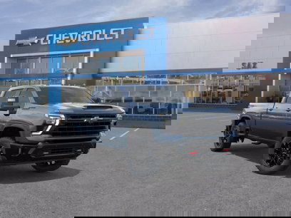 New 2025 Chevrolet Silverado 2500 LTZ w/ Trail Boss Package