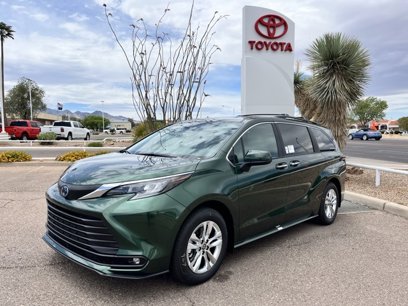 New 2025 Toyota Sienna XLE