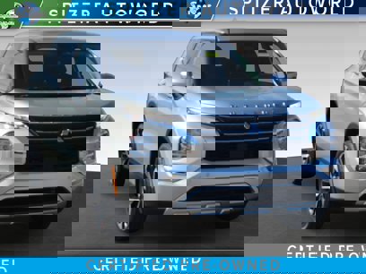 Used 2023 Mitsubishi Outlander SE