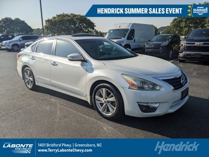 Used 2013 Nissan Altima 2.5 SL w/ Technology Pkg