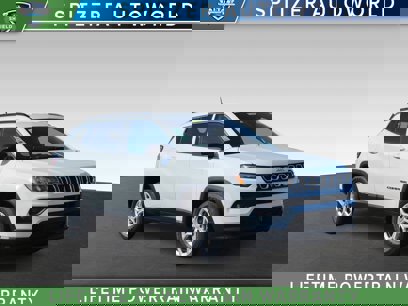 New 2025 Jeep Compass Latitude w/ Sun and Sound Group