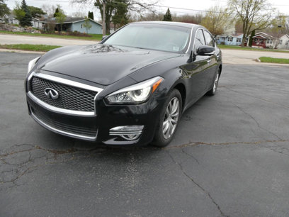 Used 2017 INFINITI Q70 3.7