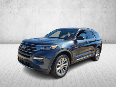 New 2024 Ford Explorer XLT w/ Equipment Group 202A
