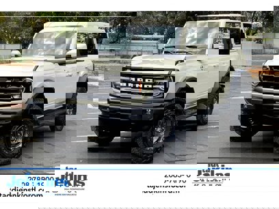 New 2025 Ford Bronco Outer Banks w/ Sasquatch Package