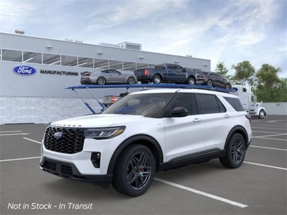 New 2025 Ford Explorer ST-Line w/ Premium Package