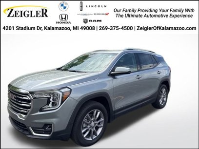 Used 2024 GMC Terrain SLT