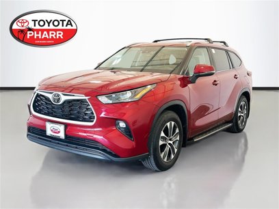Used 2024 Toyota Highlander LE