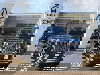Used 2023 GMC Yukon XL Denali