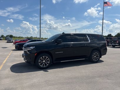 Used 2021 Chevrolet Suburban LT w/ LT Signature Package