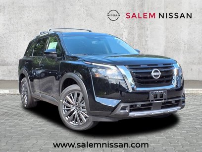 New 2025 Nissan Pathfinder SL w/ SL Premium Package