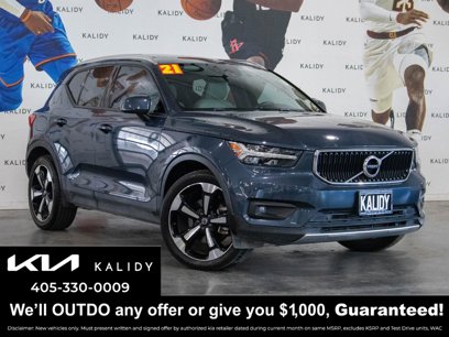 Used 2021 Volvo XC40 T4 Momentum w/ Premium Package