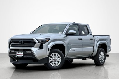 New 2025 Toyota Tacoma SR5
