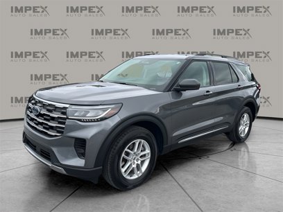 Used 2025 Ford Explorer Active