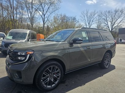 New 2025 Ford Expedition Platinum w/ Stealth Performance Package