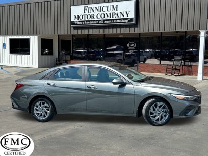 Used 2024 Hyundai Elantra SEL