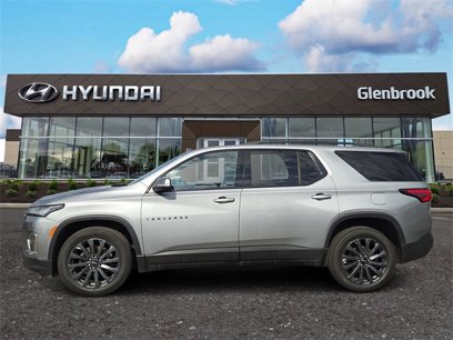 Used 2023 Chevrolet Traverse RS