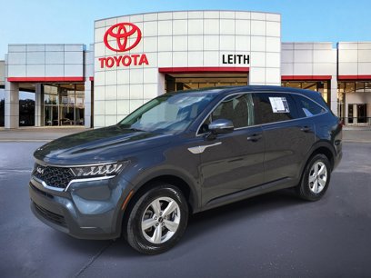 Used 2023 Kia Sorento LX