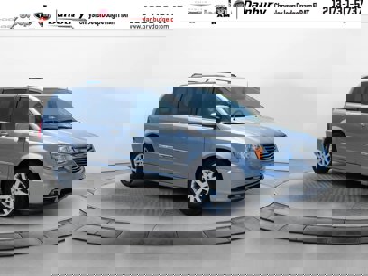 Used 2016 Chrysler Town & Country Touring
