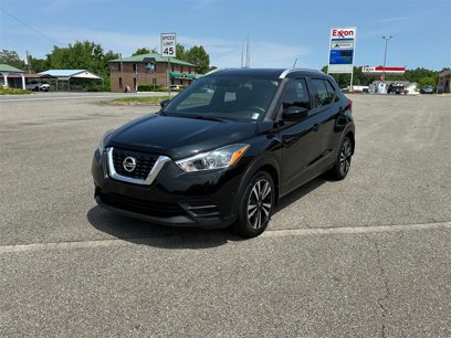 Used 2018 Nissan Kicks SV