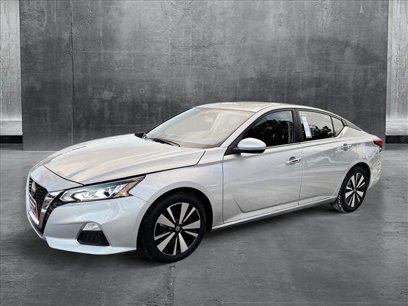 Used 2022 Nissan Altima 2.5 SV
