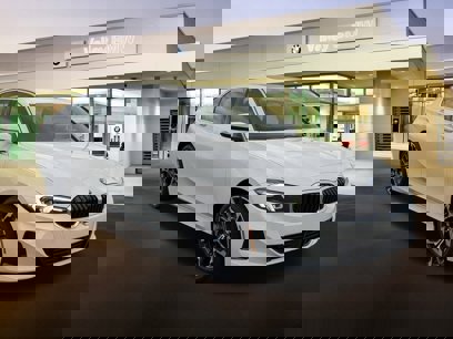 New 2025 BMW 330i xDrive Sedan w/ Convenience Package